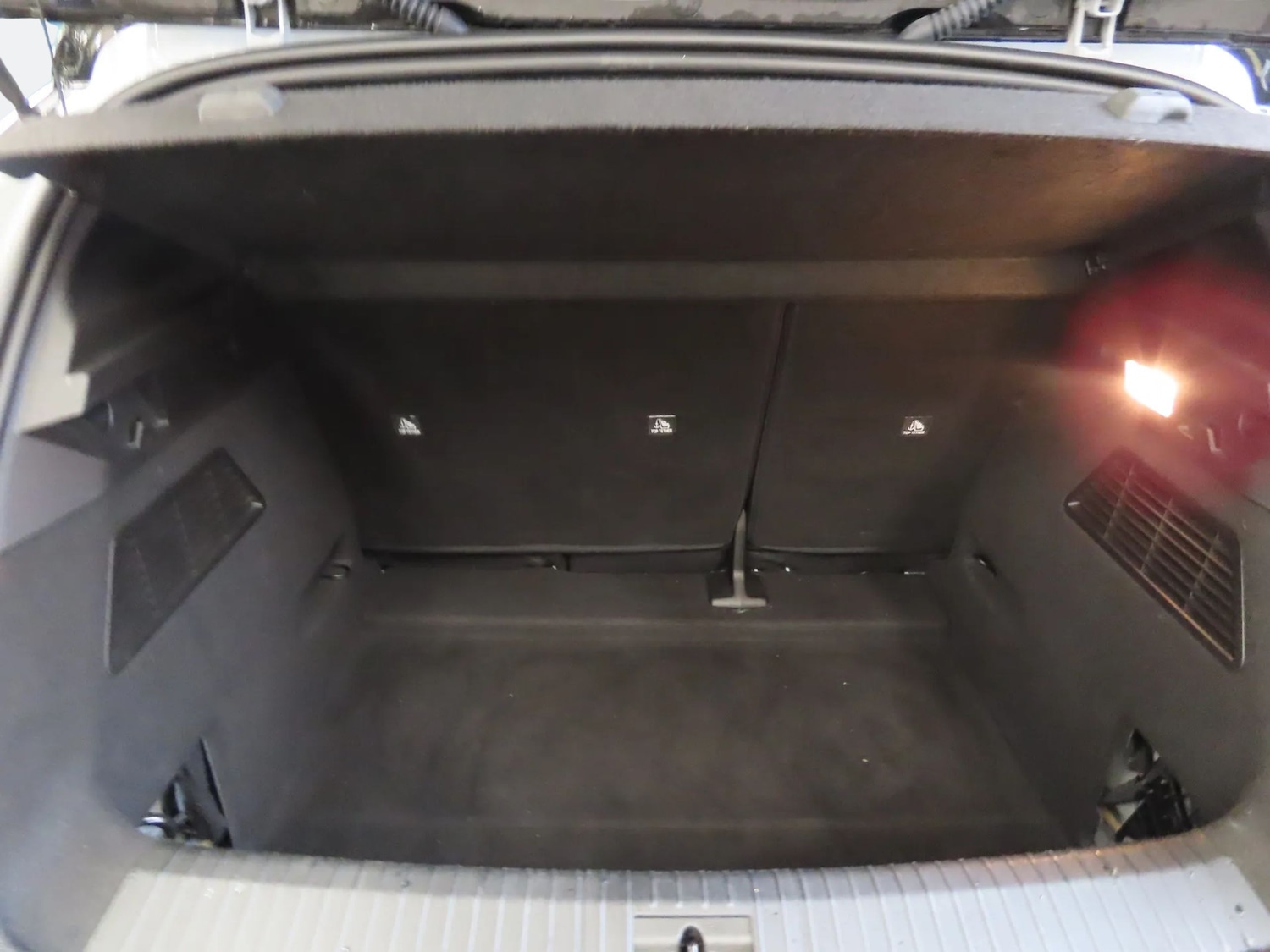 Used Renault Megane E Tech 2022 for sale - 77240090: Photo 9