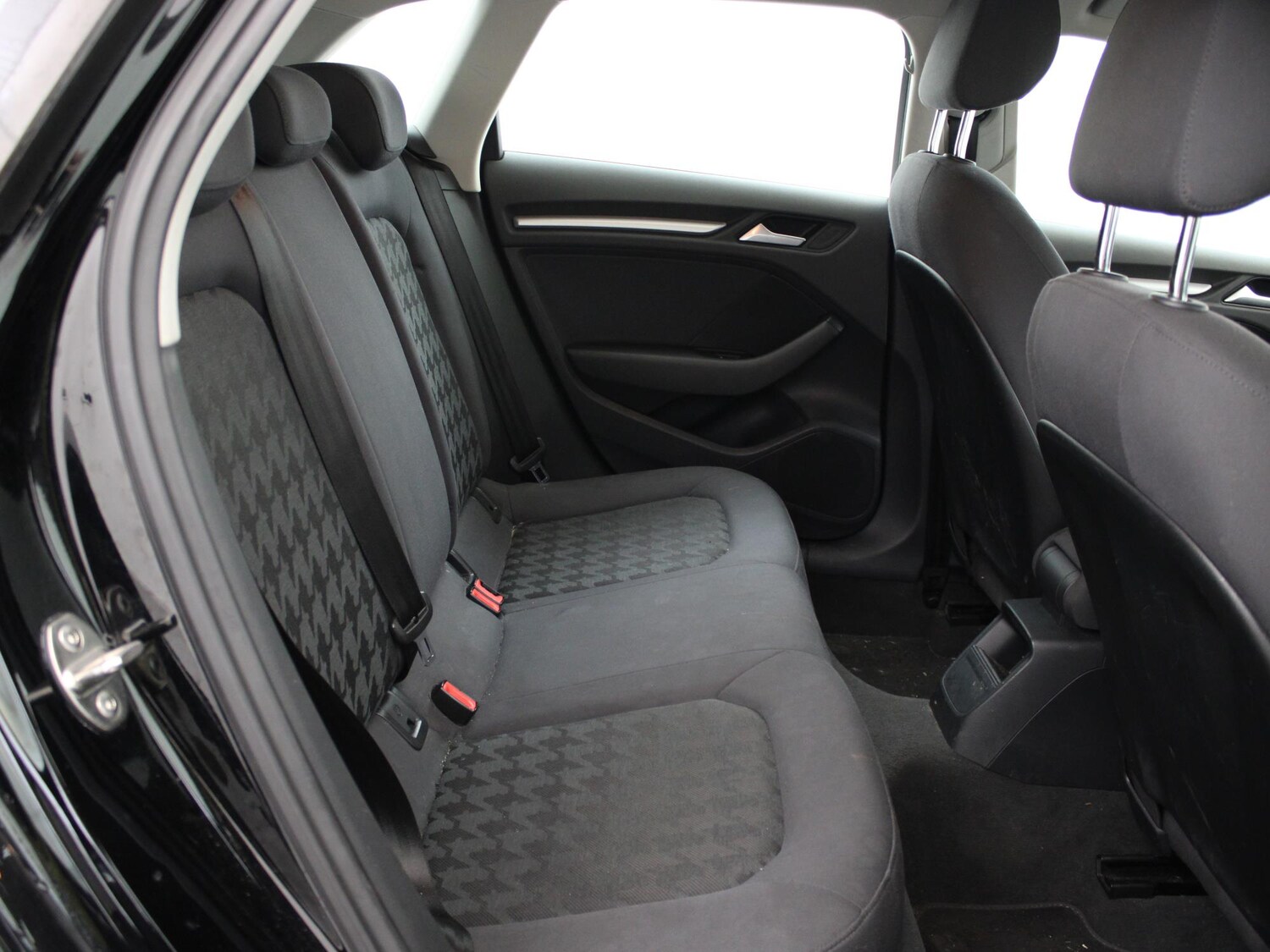 Used Audi A3 2014 for sale - 77787408: Photo 10