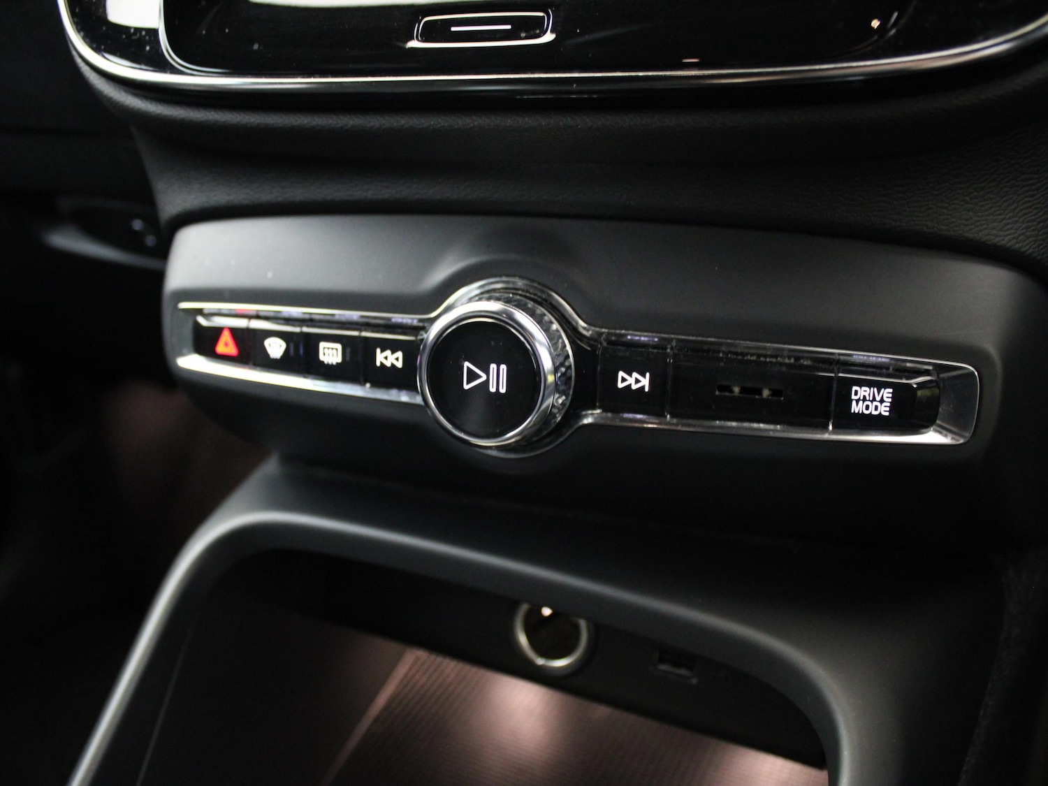 Used Volvo XC40 2020 for sale - 77294708: Photo 25