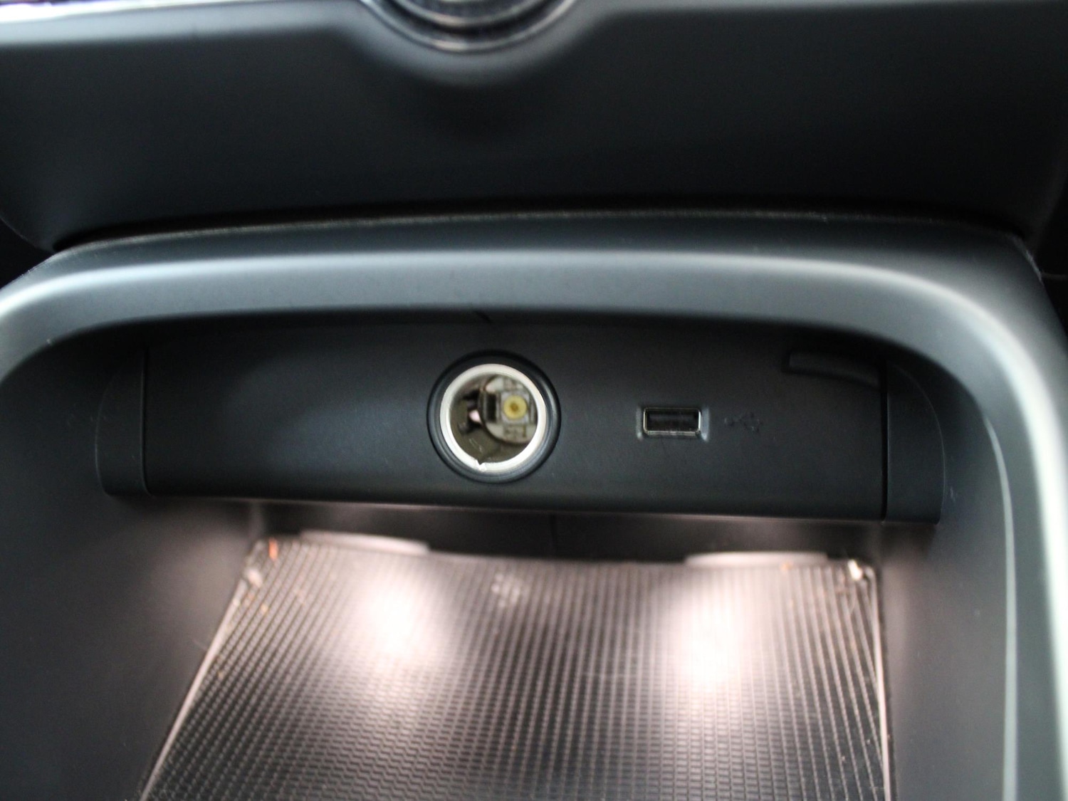 Used Volvo XC40 2020 for sale - 77294708: Photo 26