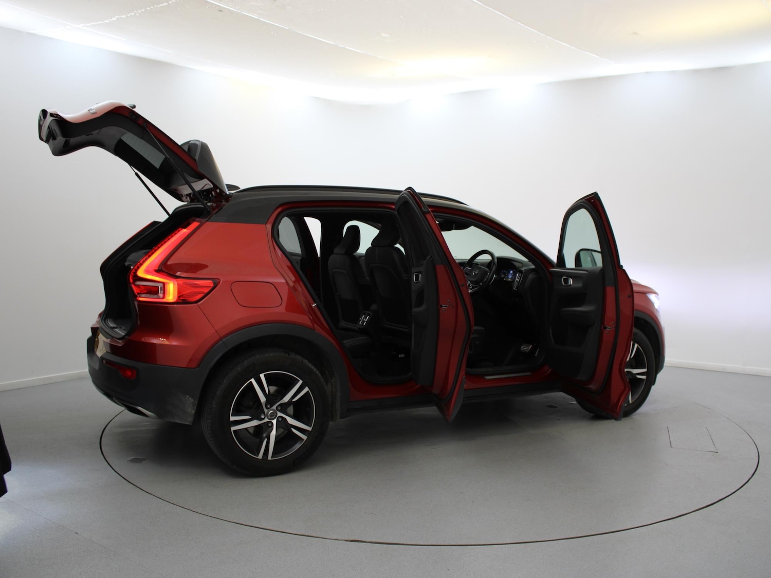 Used Volvo XC40 2020 for sale - 77294708: Photo 37