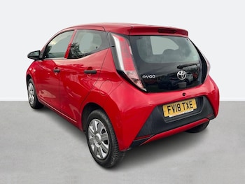 Used Toyota AYGO 2018 for sale - 76274674: Photo