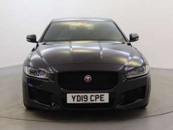 Used Jaguar XE 2019 for sale - 74009900: Photo