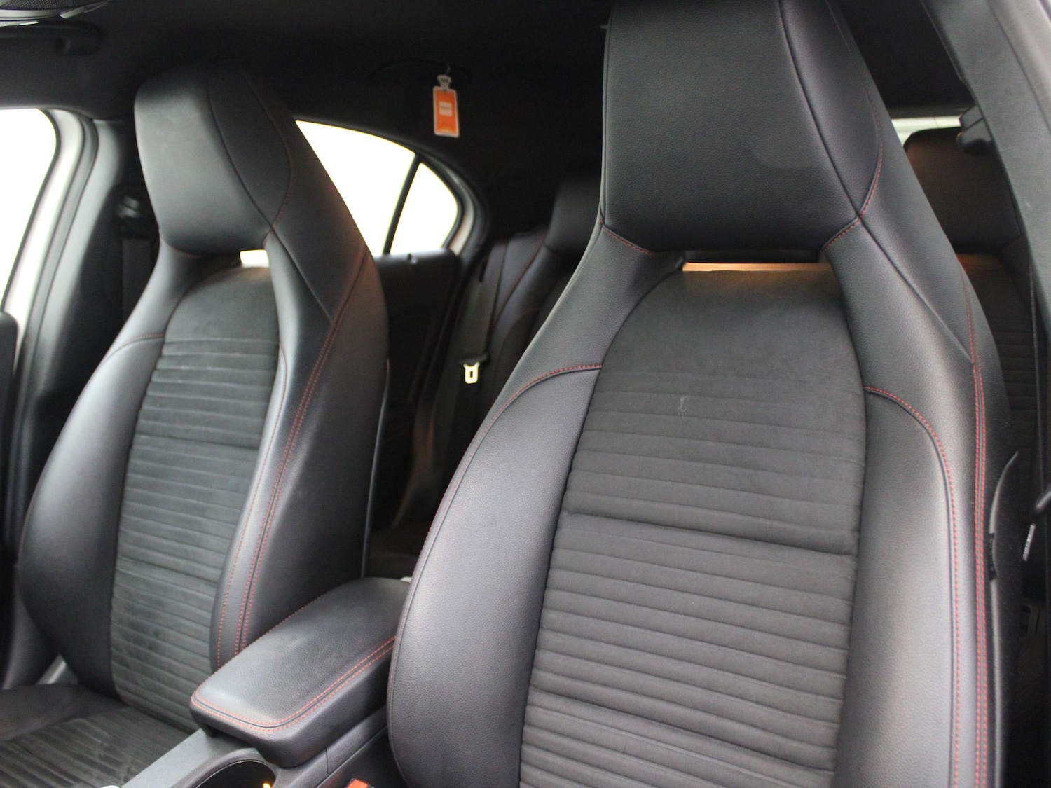 Used Mercedes-Benz A-Class 2017 for sale - 76564745: Photo 11