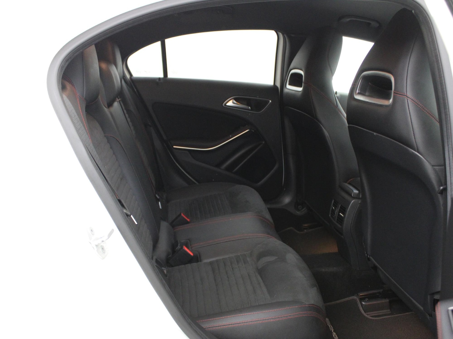 Used Mercedes-Benz A-Class 2017 for sale - 76564745: Photo 12