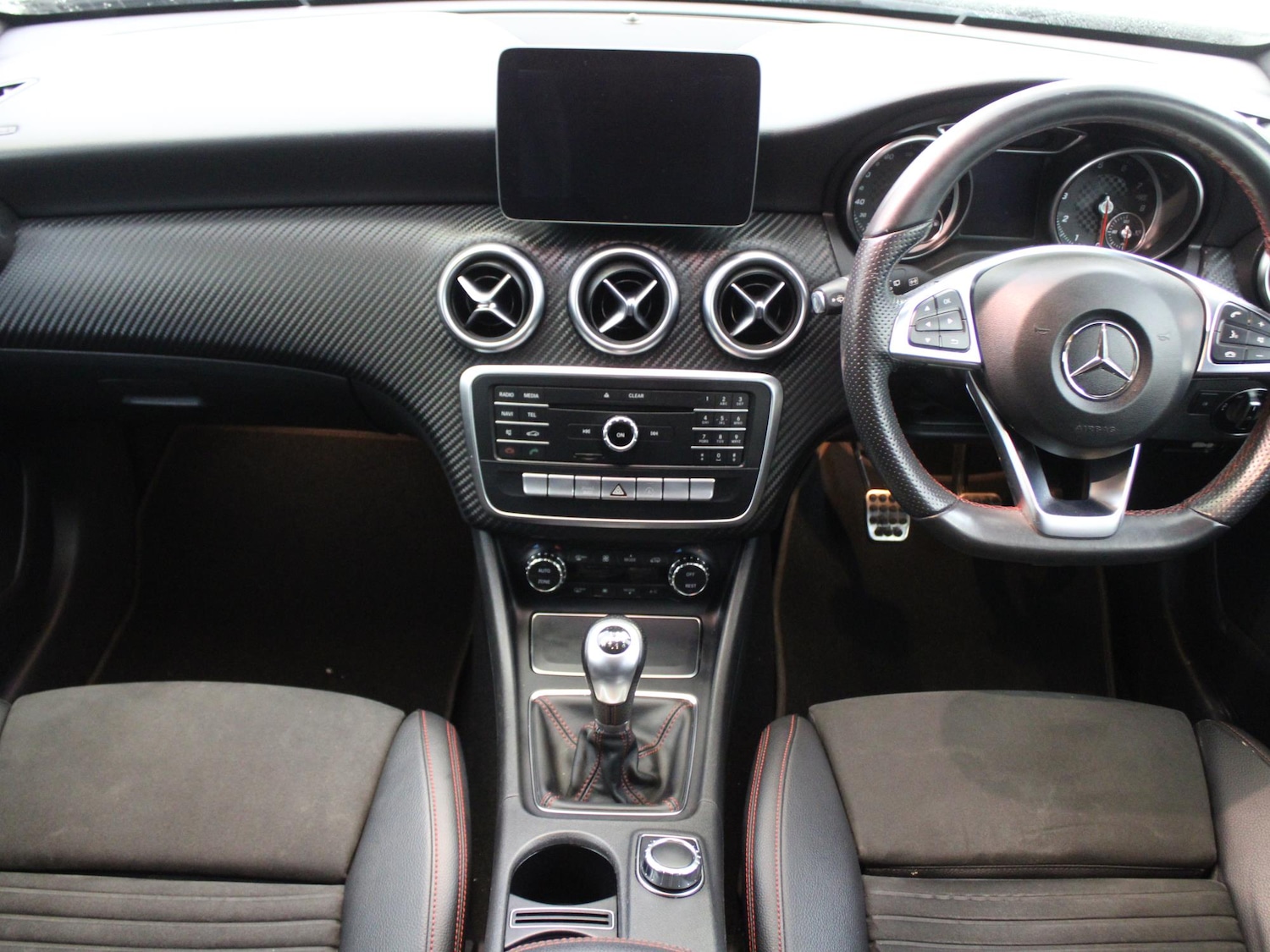 Used Mercedes-Benz A-Class 2017 for sale - 76564745: Photo 18