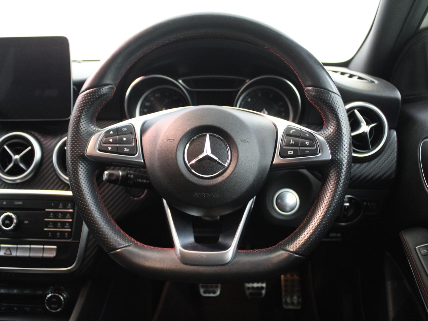 Used Mercedes-Benz A-Class 2017 for sale - 76564745: Photo 19