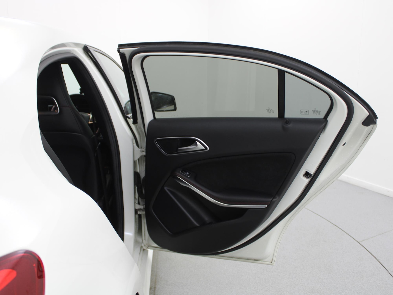 Used Mercedes-Benz A-Class 2017 for sale - 76564745: Photo 23