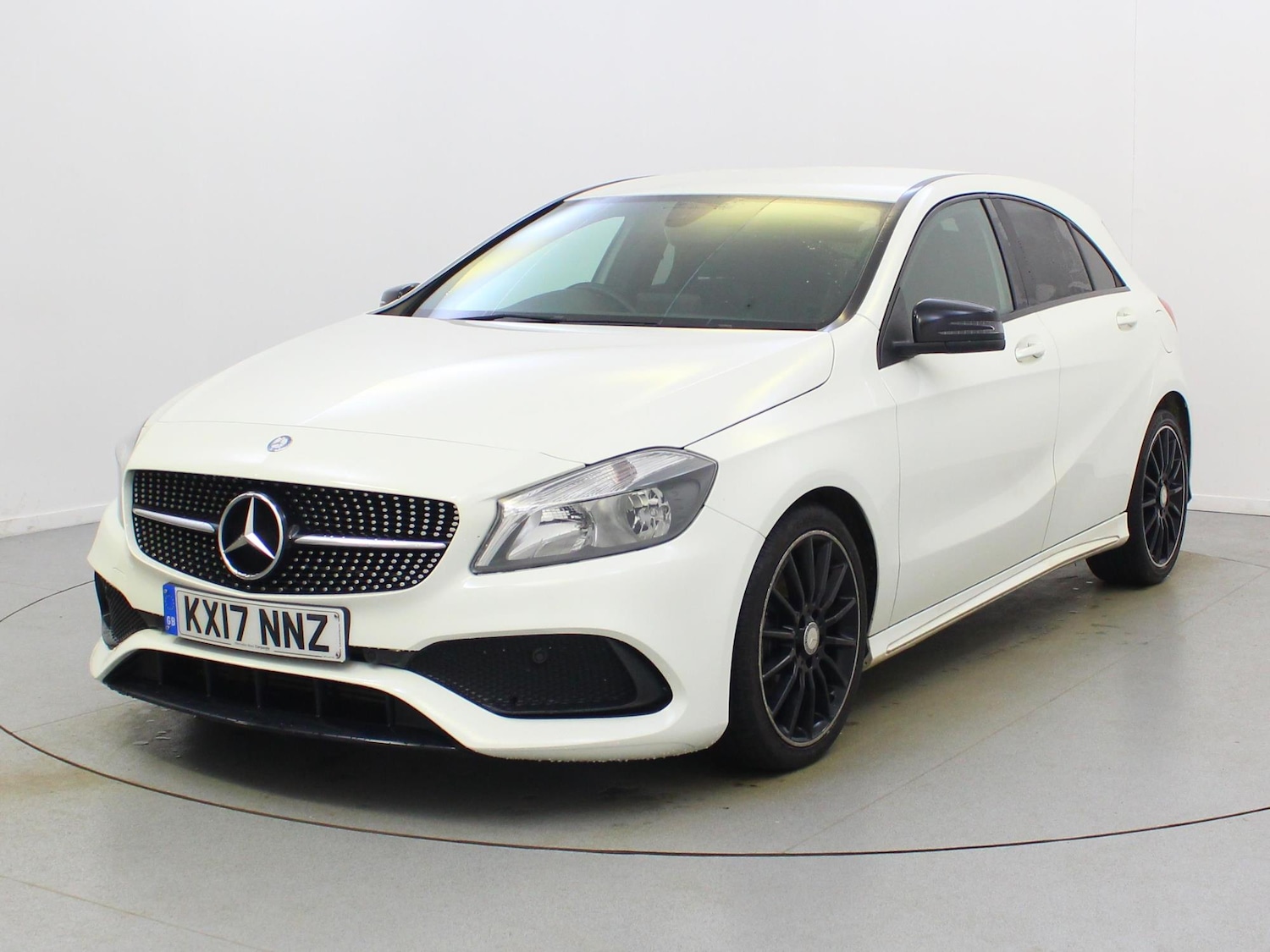 Used Mercedes-Benz A-Class 2017 for sale - 76564745: Photo 3