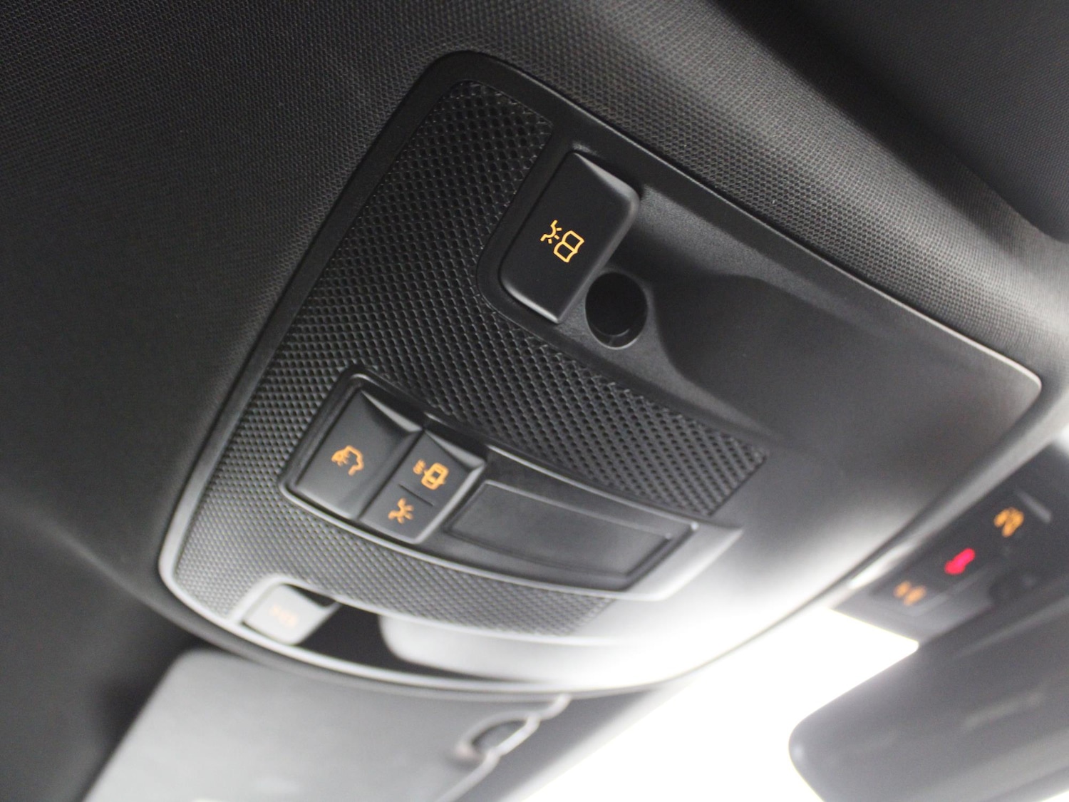 Used Mercedes-Benz A-Class 2017 for sale - 76564745: Photo 38