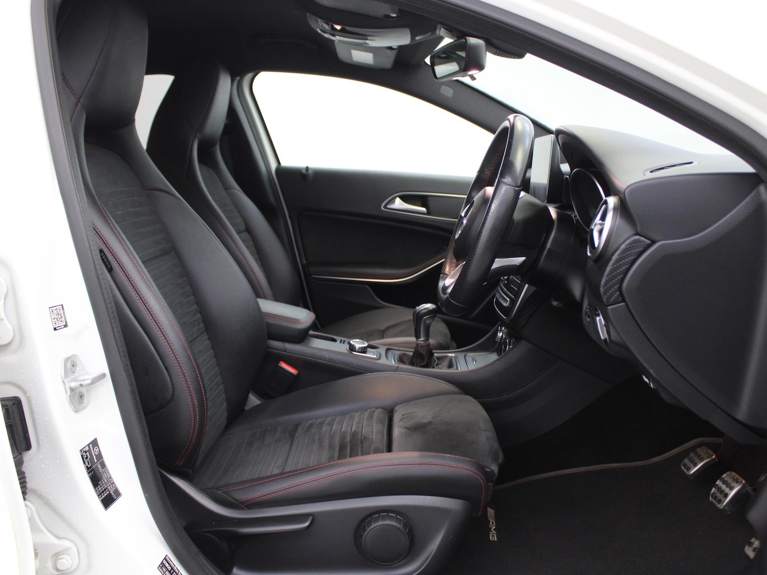 Used Mercedes-Benz A-Class 2017 for sale - 76564745: Photo 9