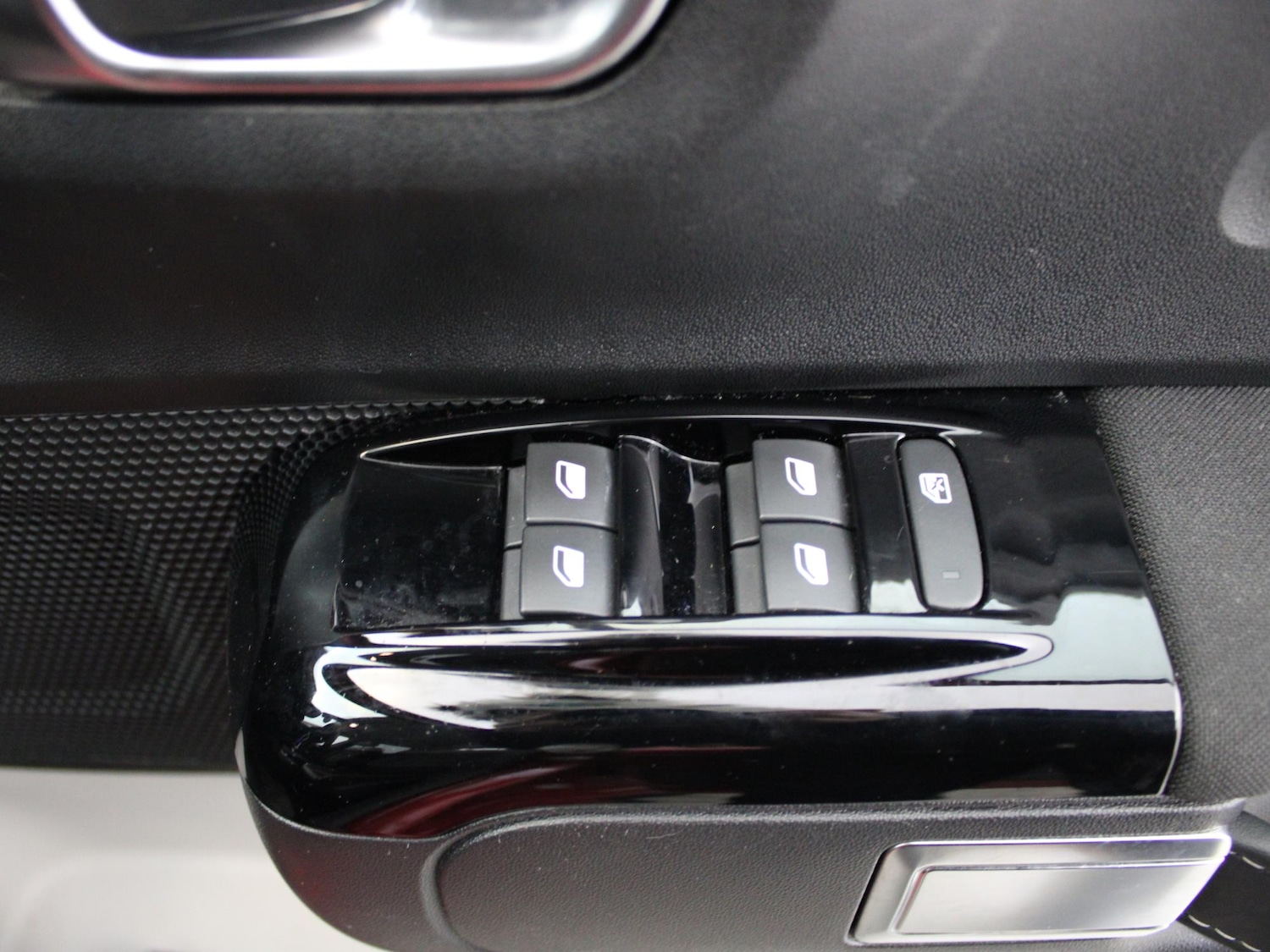 Used Citroen C3 2023 for sale - 76916462: Photo 35