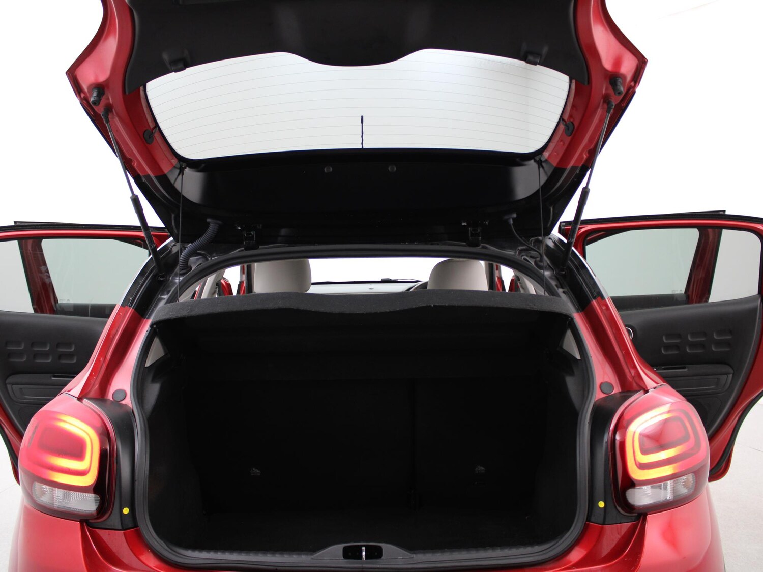 Used Citroen C3 2023 for sale - 76916462: Photo 36