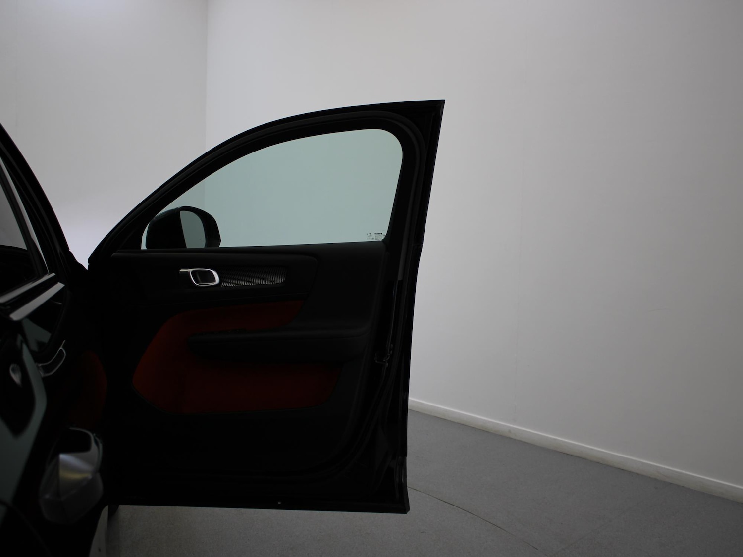 Used Volvo XC40 2019 for sale - 78122485: Photo 39