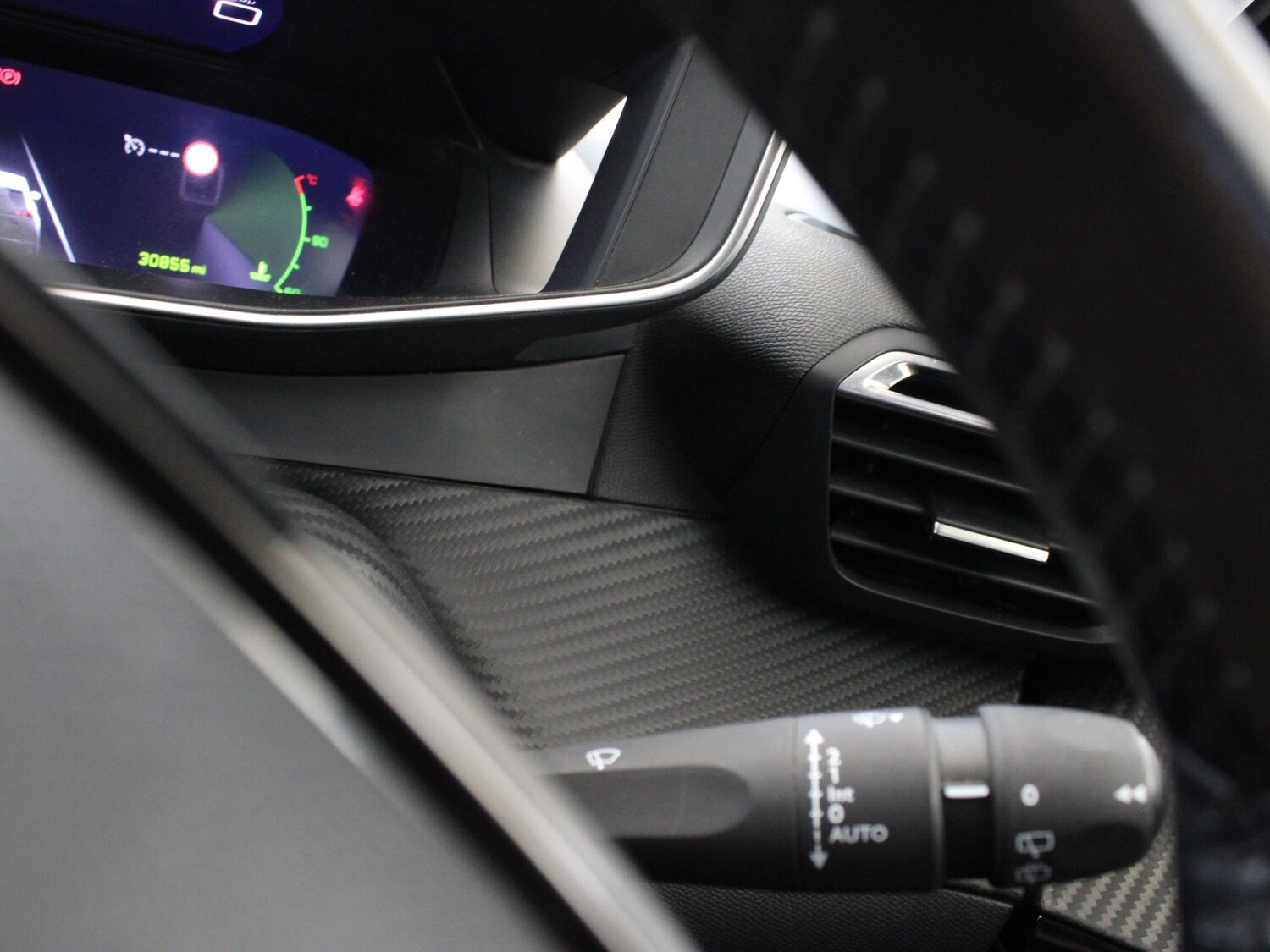 Used Peugeot 2008 2020 for sale - 76016454: Photo 17