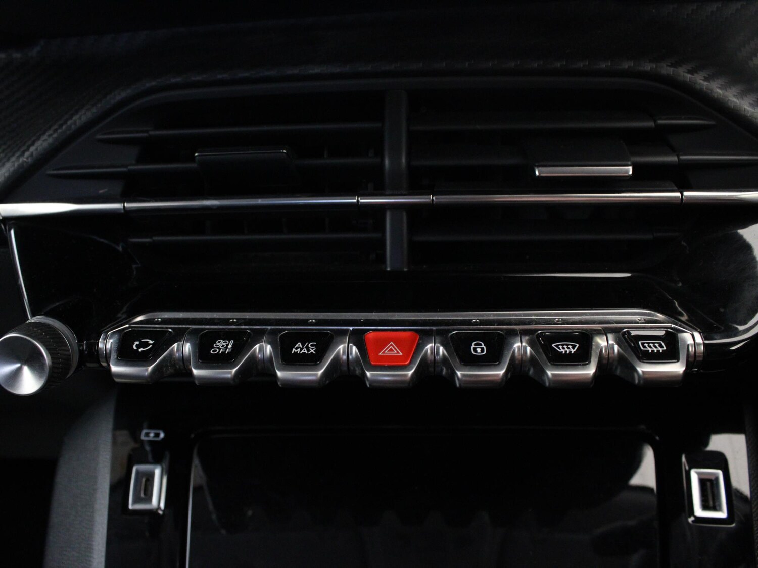 Used Peugeot 2008 2020 for sale - 76016454: Photo 25