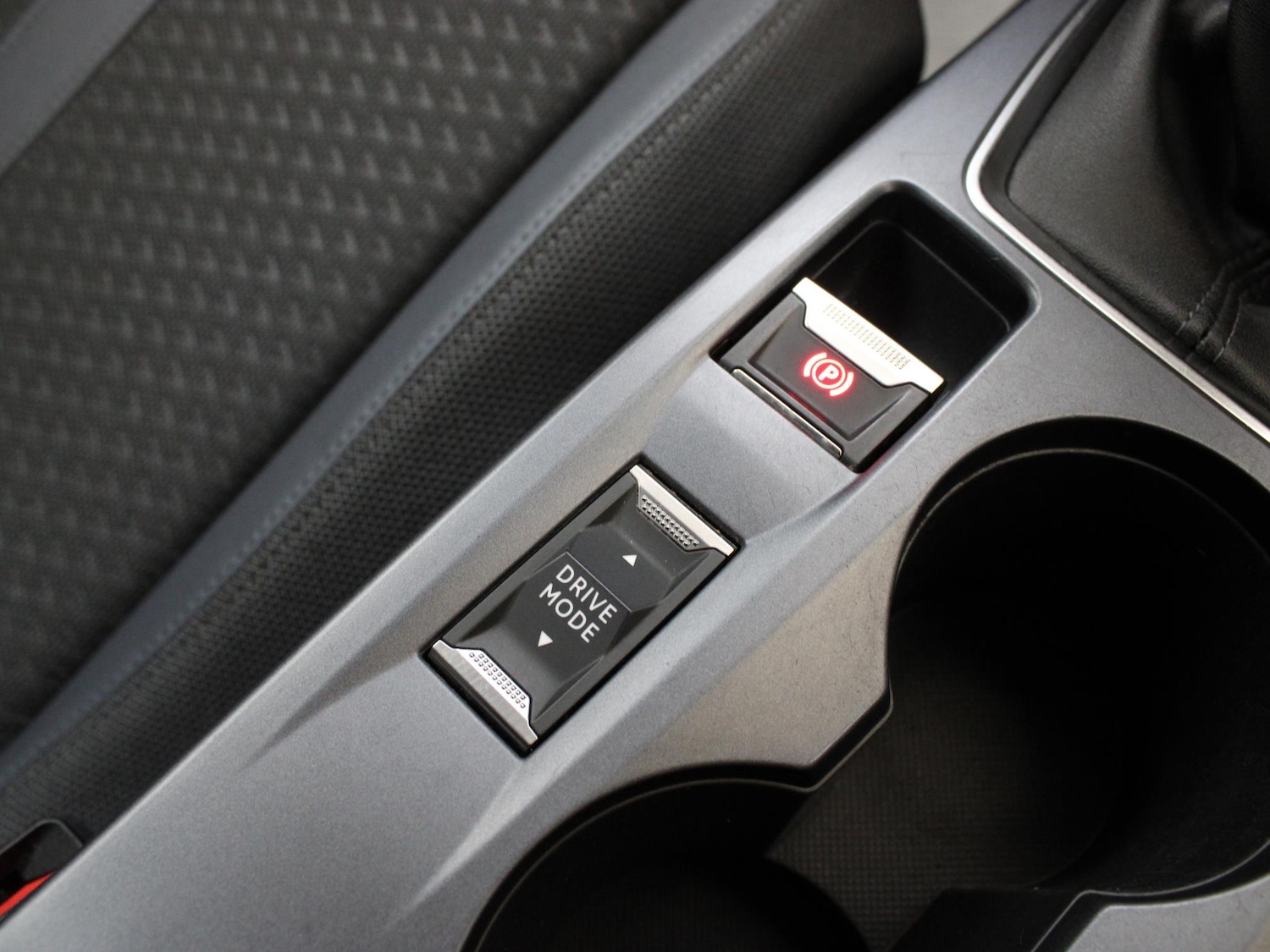 Used Peugeot 2008 2020 for sale - 76016454: Photo 28