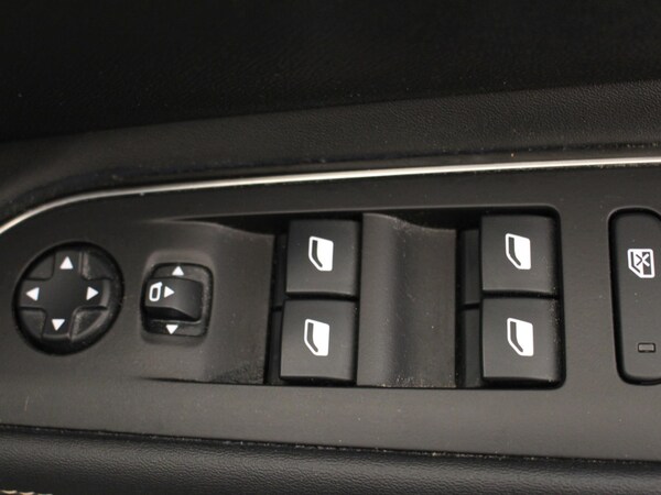 Used Peugeot 3008 2020 for sale - 74880205: Photo 24