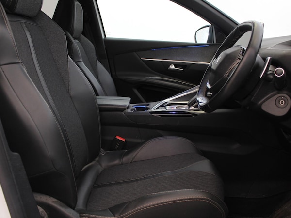 Used Peugeot 3008 2020 for sale - 74880205: Photo 9