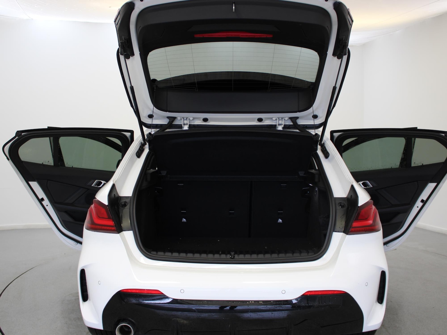 Used BMW 1 Series 2023 for sale - 76316286: Photo 29