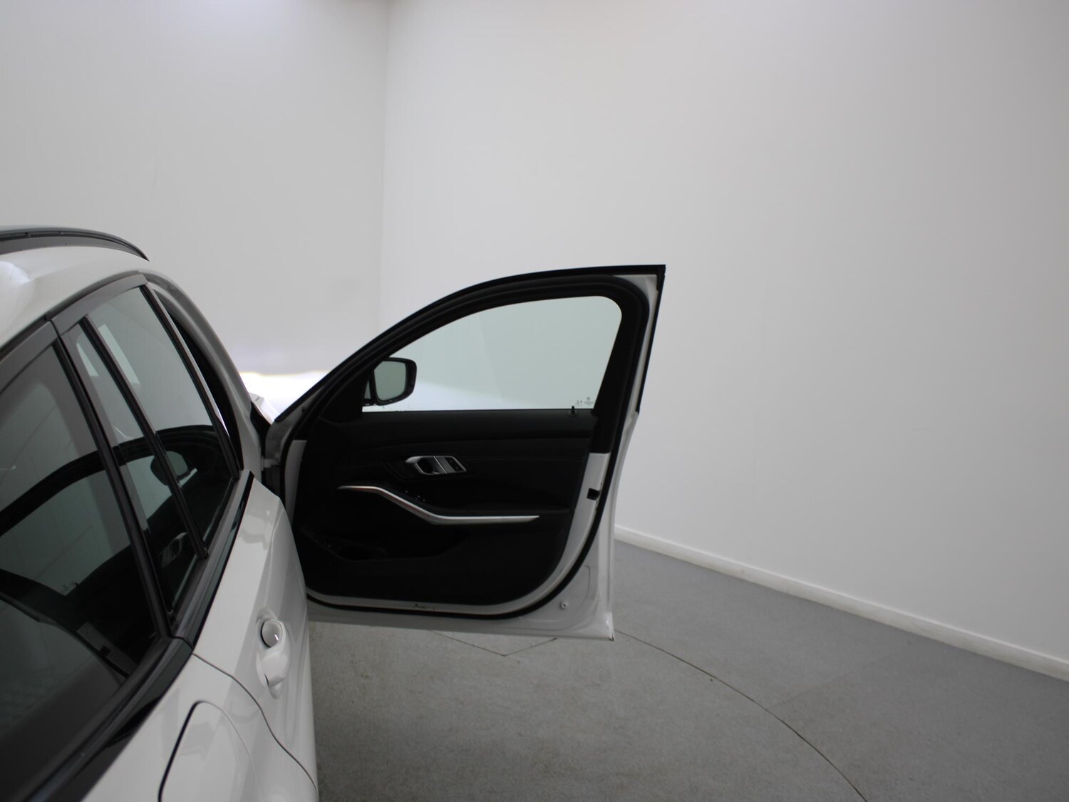 Used BMW 3 Series 2021 for sale - 77348300: Photo 42