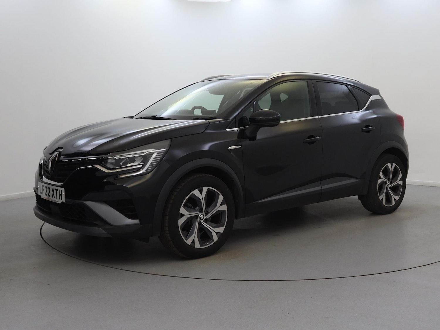 Used Renault Captur 2022 for sale - 76097387: Photo 3