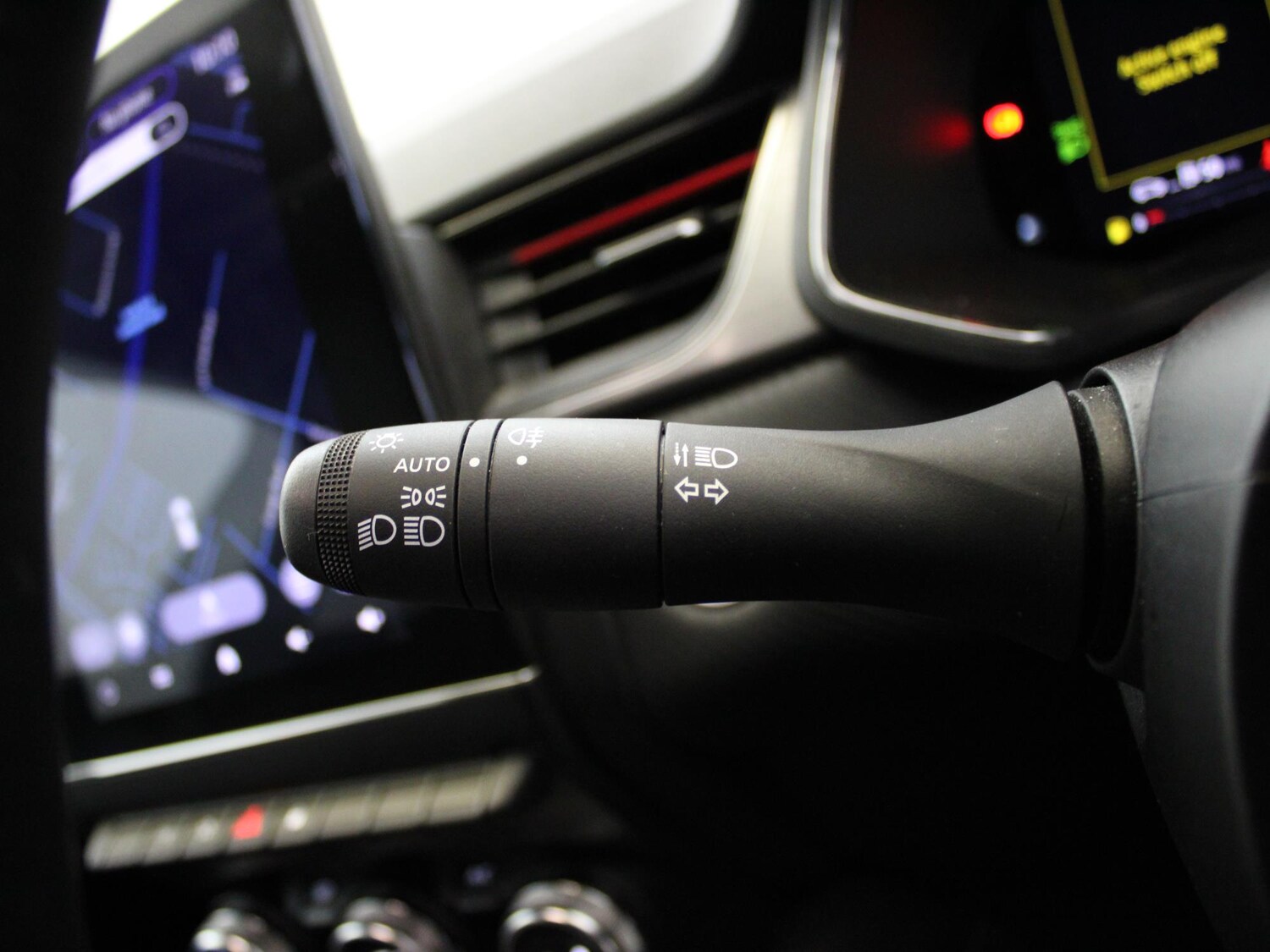 Used Renault Captur 2022 for sale - 76097387: Photo 33