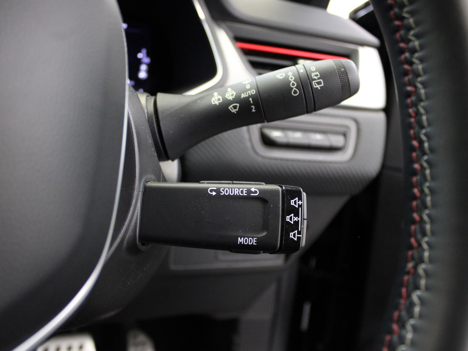 Used Renault Captur 2022 for sale - 76097387: Photo 34