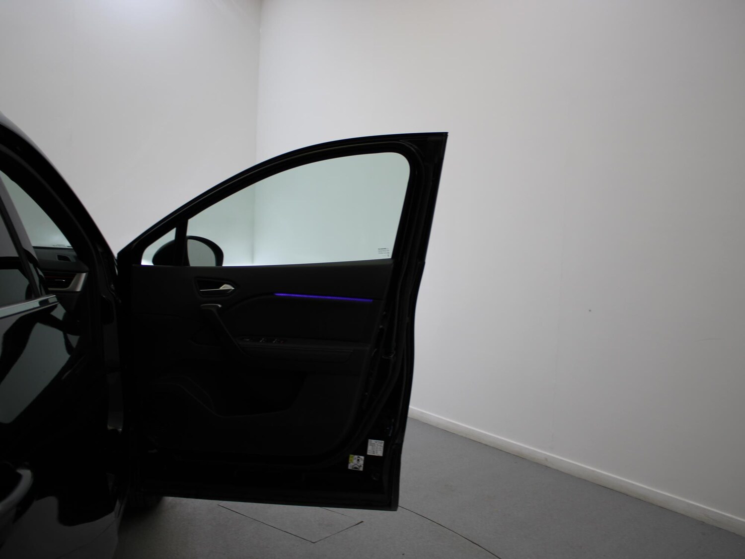 Used Renault Captur 2022 for sale - 76097387: Photo 36