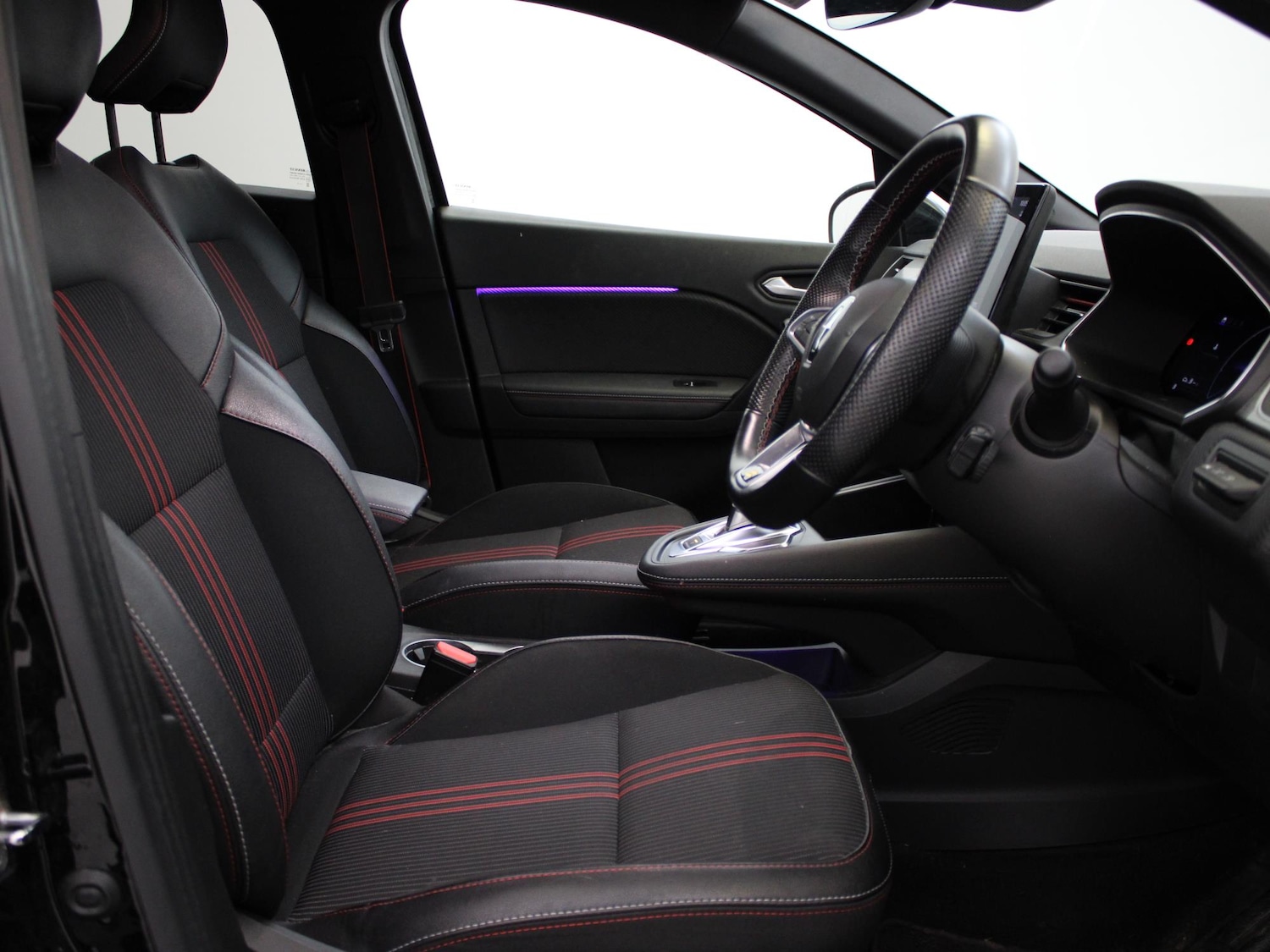 Used Renault Captur 2022 for sale - 76097387: Photo 9