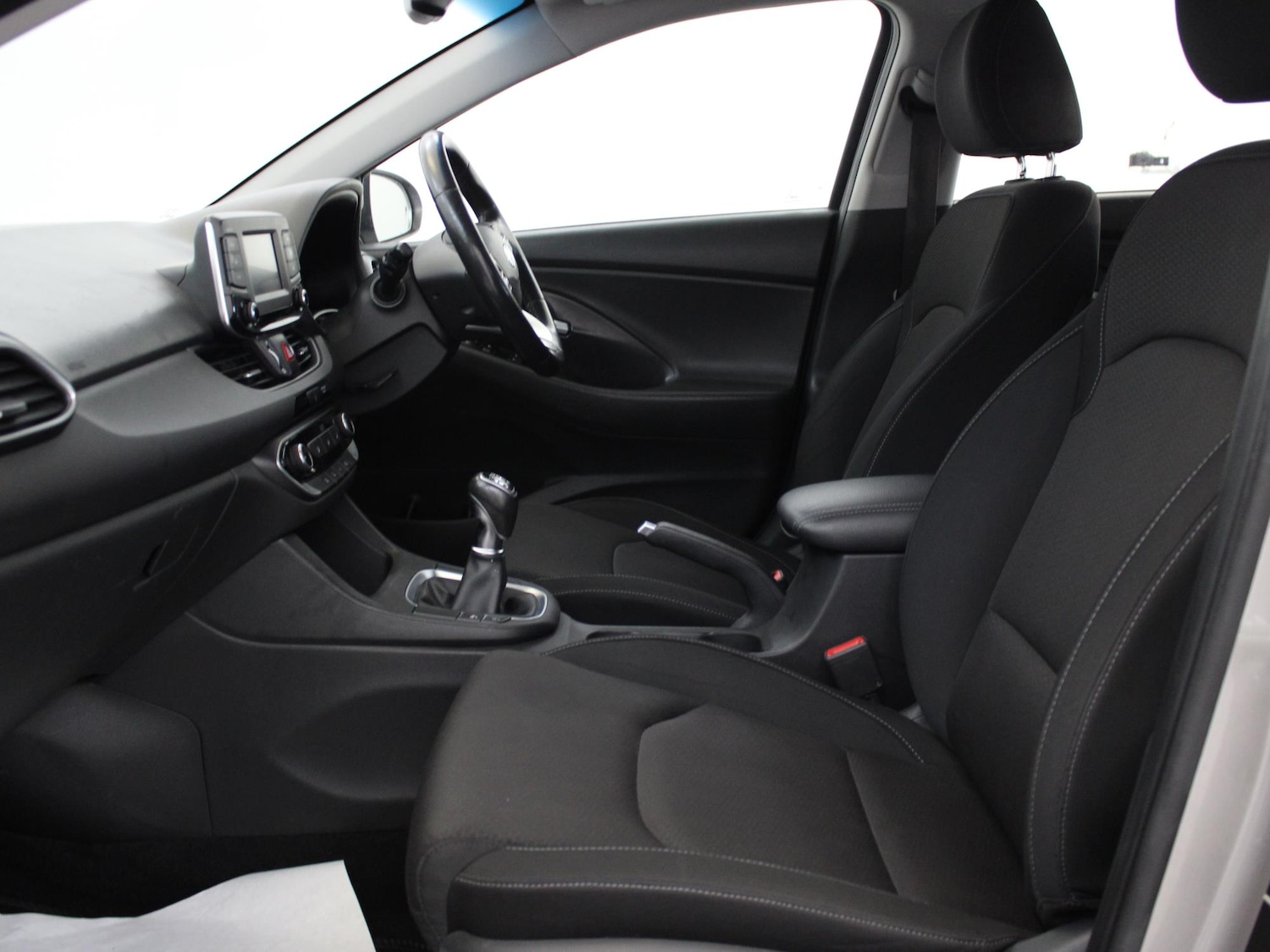 Used Hyundai i30 2018 for sale - 76411636: Photo 10