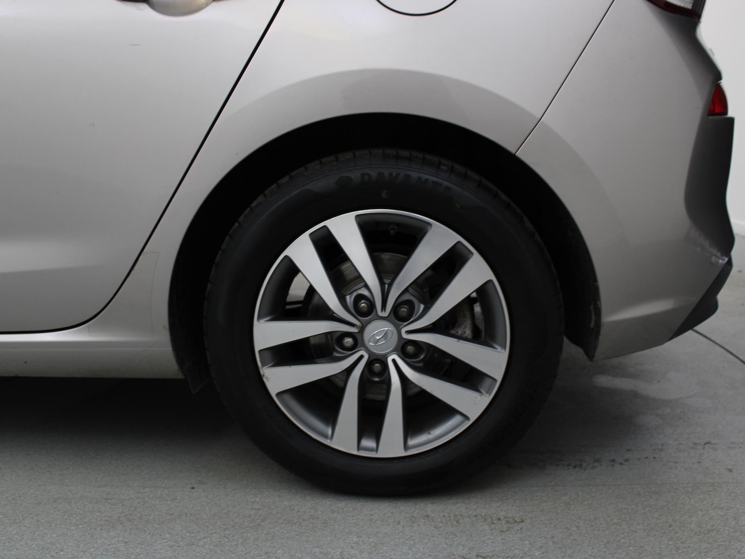 Used Hyundai i30 2018 for sale - 76411636: Photo 27