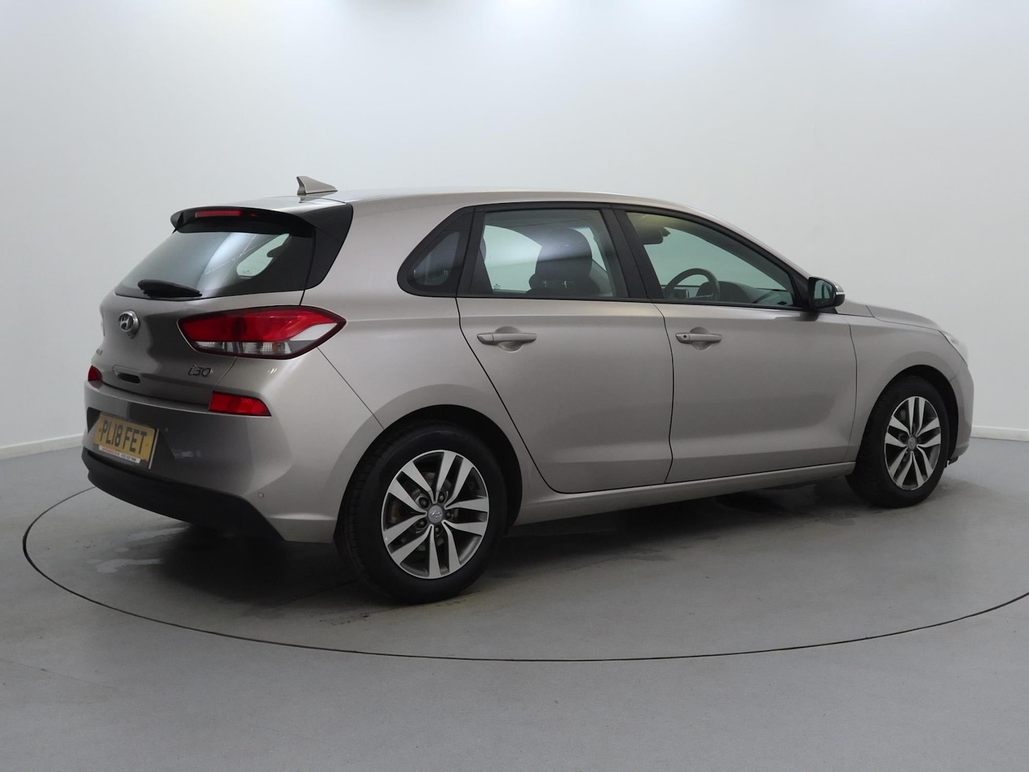 Used Hyundai i30 2018 for sale - 76411636: Photo 5