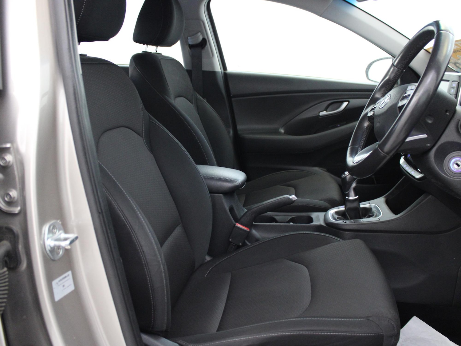 Used Hyundai i30 2018 for sale - 76411636: Photo 9