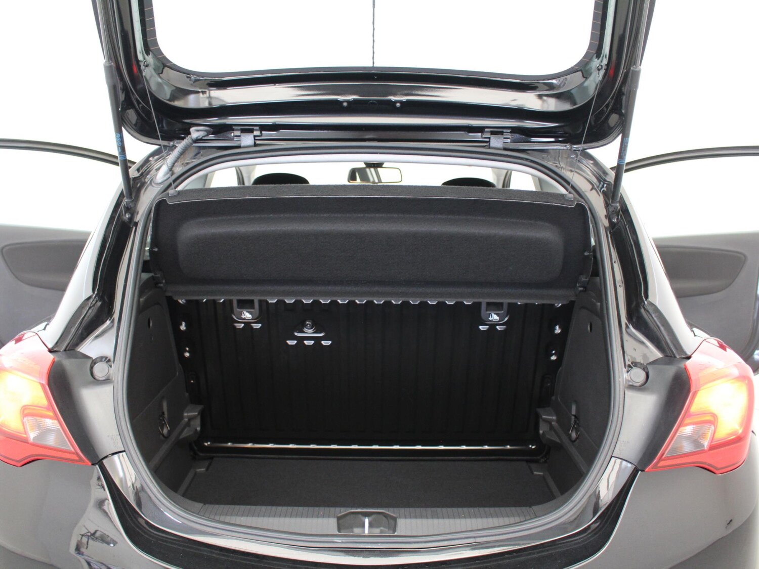 Used Vauxhall Corsa 2018 for sale - 77459007: Photo 30