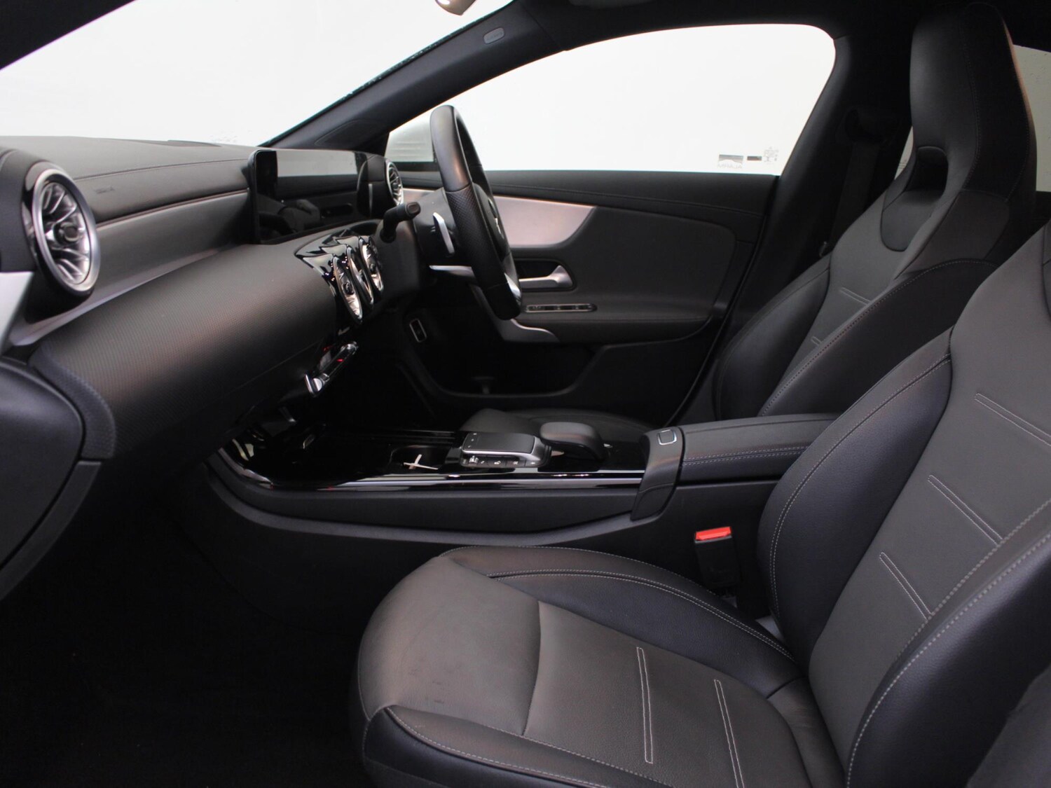 Used Mercedes-Benz CLA 2022 for sale - 76192249: Photo 10