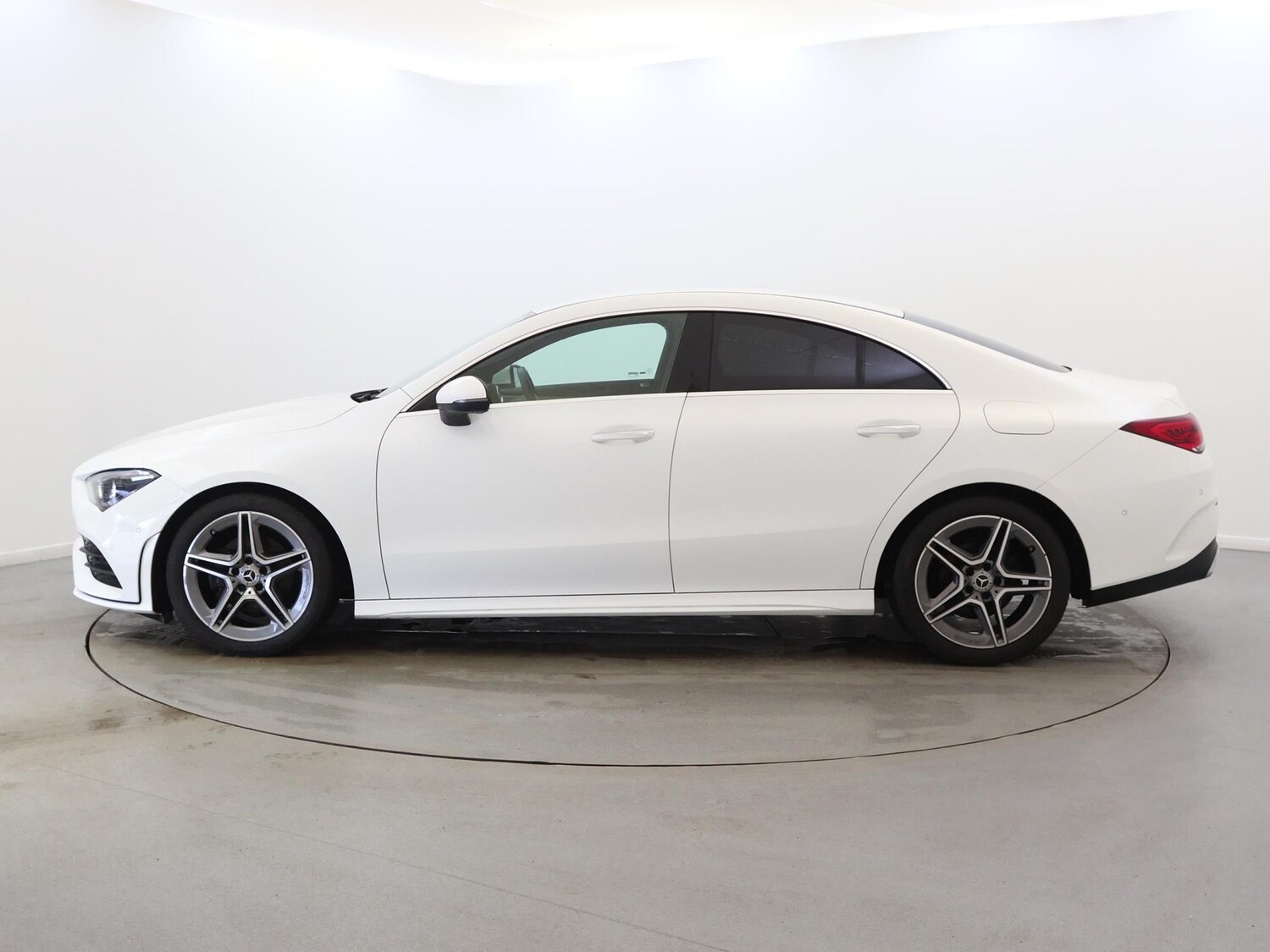 Used Mercedes-Benz CLA 2022 for sale - 76192249: Photo 4