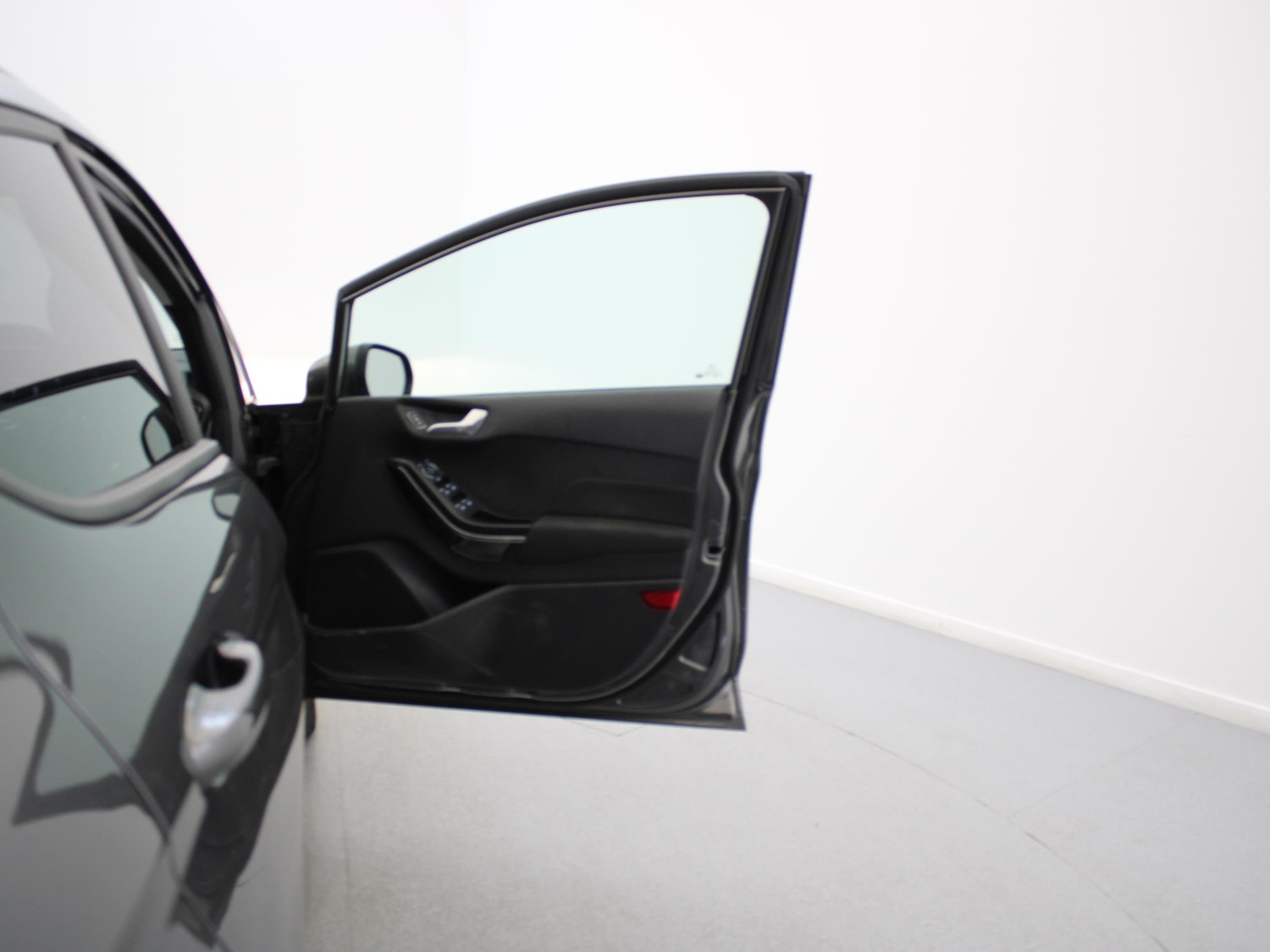 Used Ford Fiesta 2018 for sale - 76503053: Photo 28