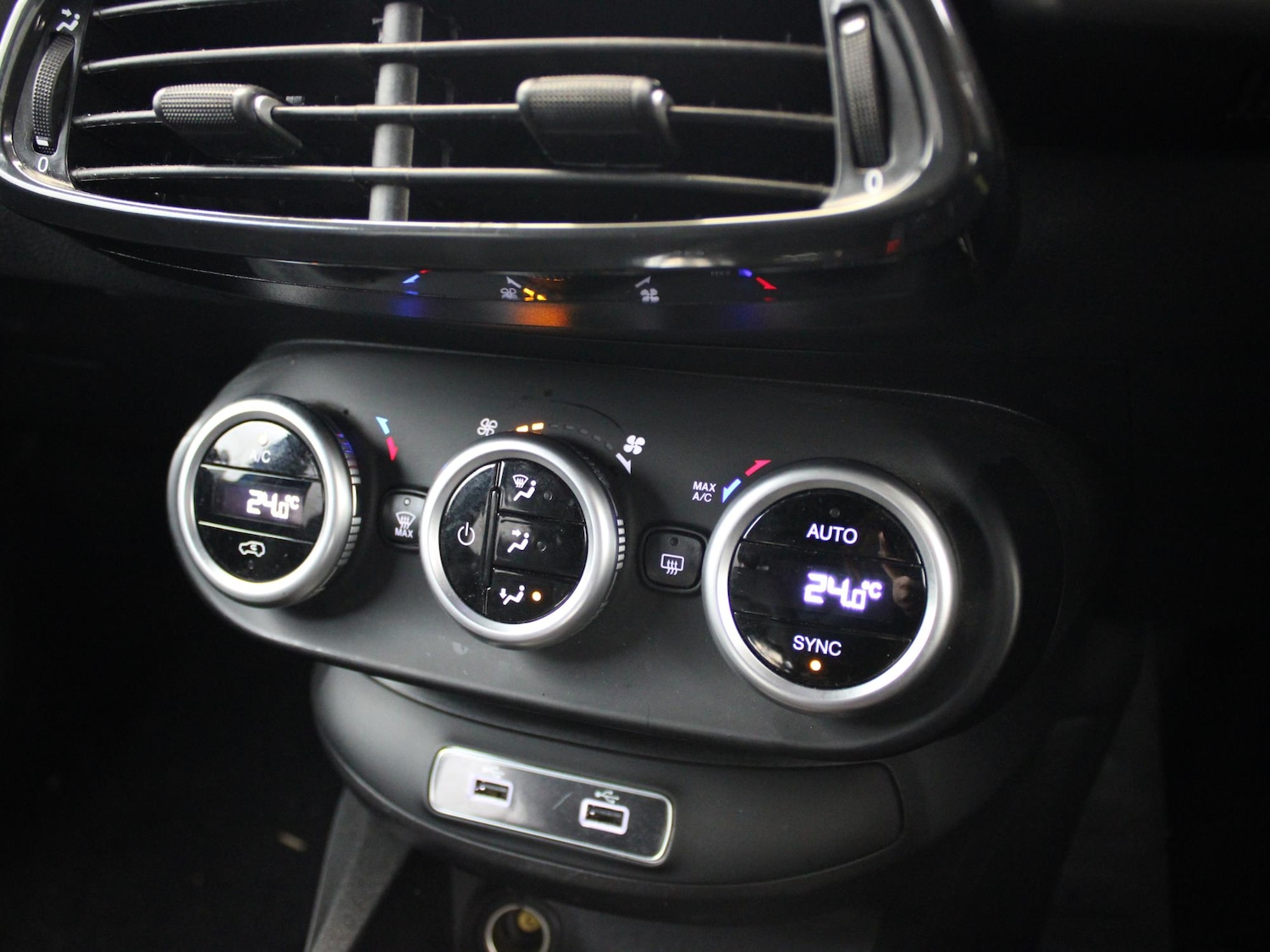 Used Fiat 500X 2025 for sale - 76553490: Photo 23