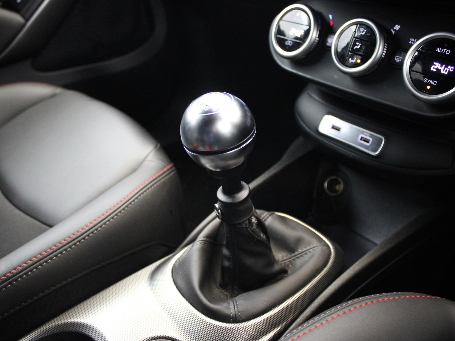 Used Fiat 500X 2025 for sale - 76553490: Photo 24