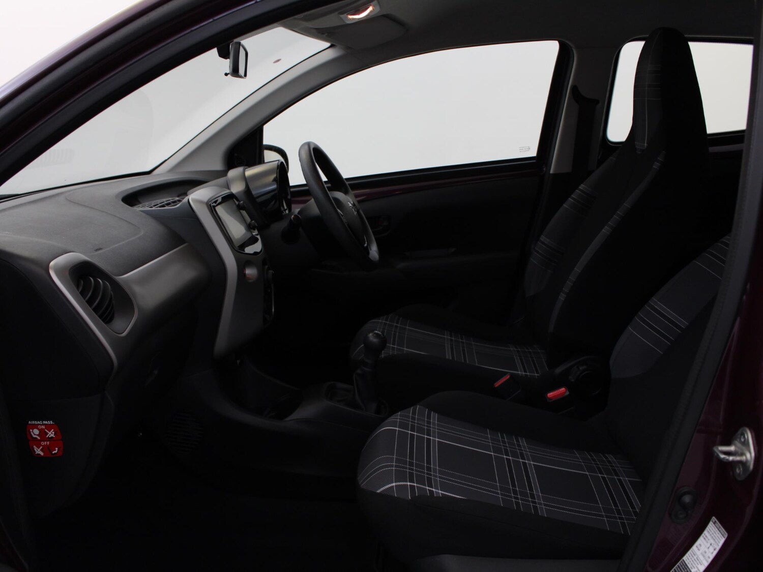 Used Peugeot 108 2017 for sale - 77829363: Photo 10