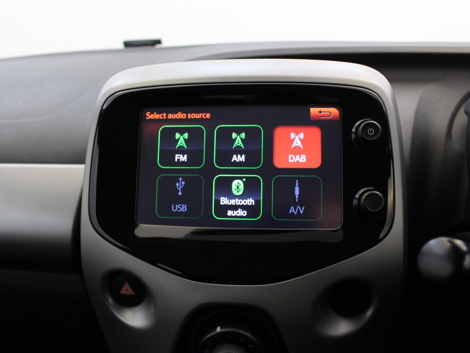 Used Peugeot 108 2017 for sale - 77829363: Photo 17