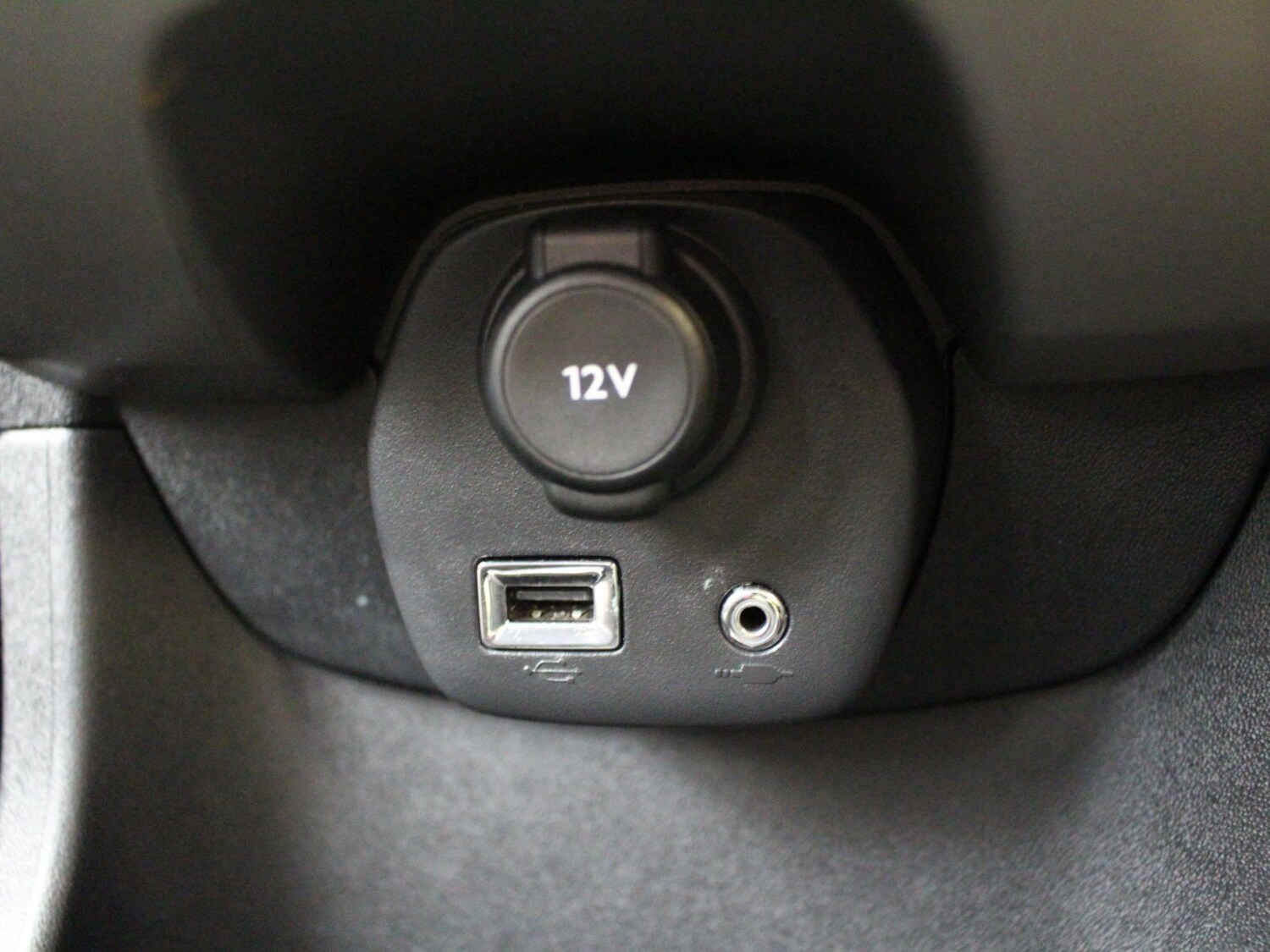 Used Peugeot 108 2017 for sale - 77829363: Photo 21