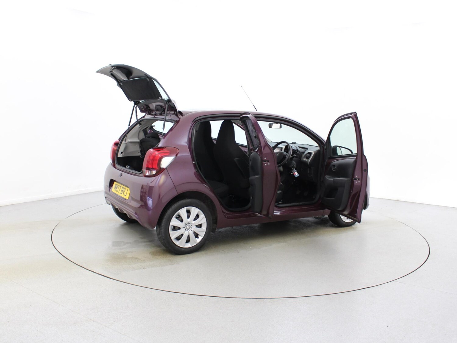 Used Peugeot 108 2017 for sale - 77829363: Photo 31