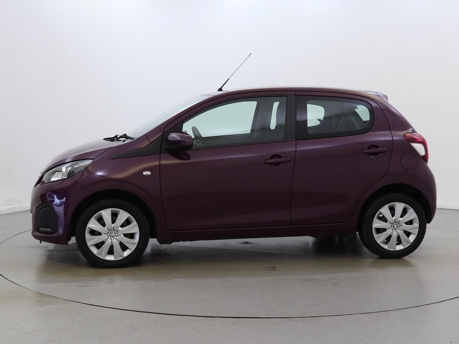 Used Peugeot 108 2017 for sale - 77829363: Photo 4
