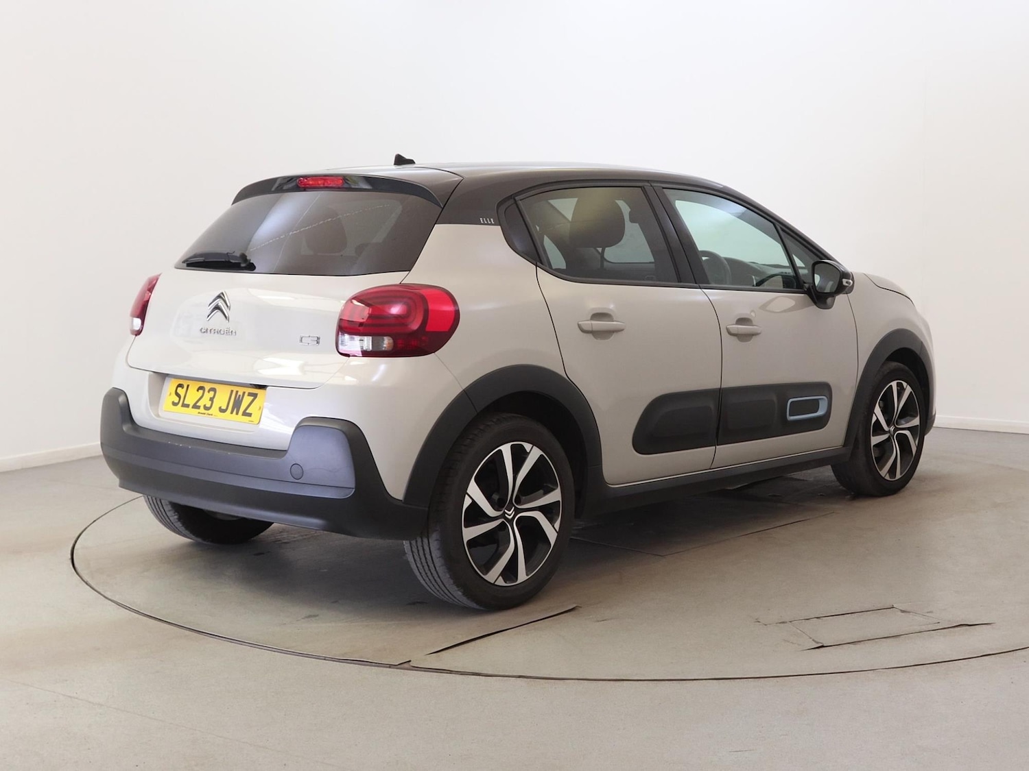Vehicle 5
