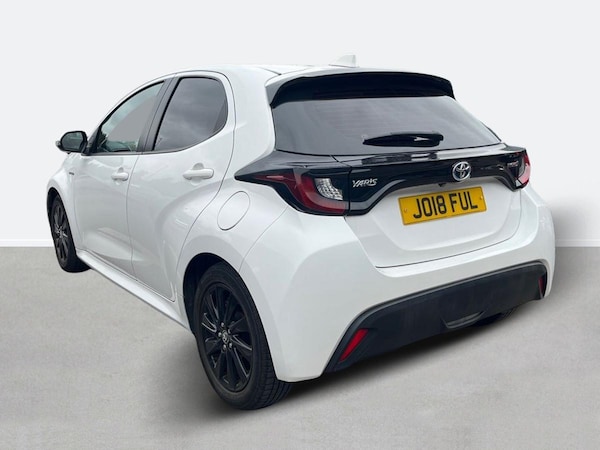 Used Toyota Yaris 2021 for sale - 75392774: Photo 4