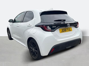 Used Toyota Yaris 2021 for sale - 75392774: Photo