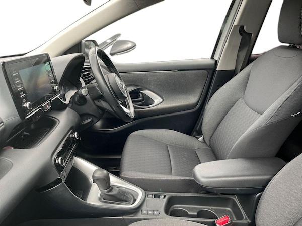 Used Toyota Yaris 2021 for sale - 75392774: Photo 7