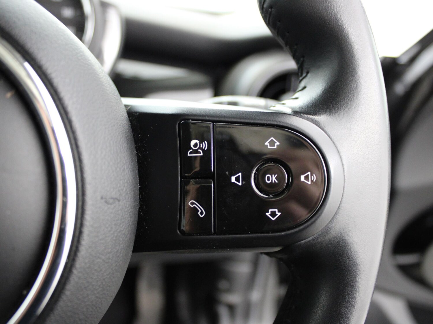 Used MINI Hatch 2022 for sale - 76515909: Photo 27